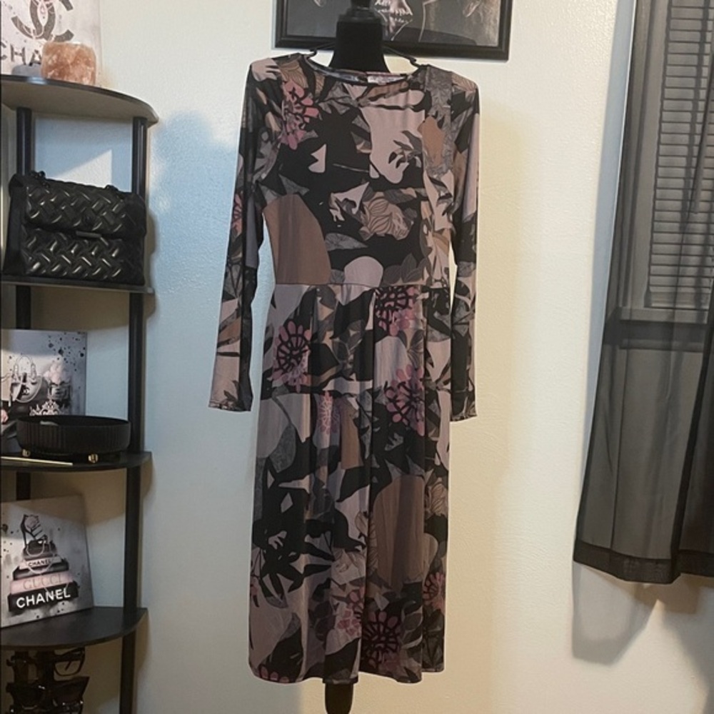 Seven7 Floral Long Sleeve Dress - Black and Pink